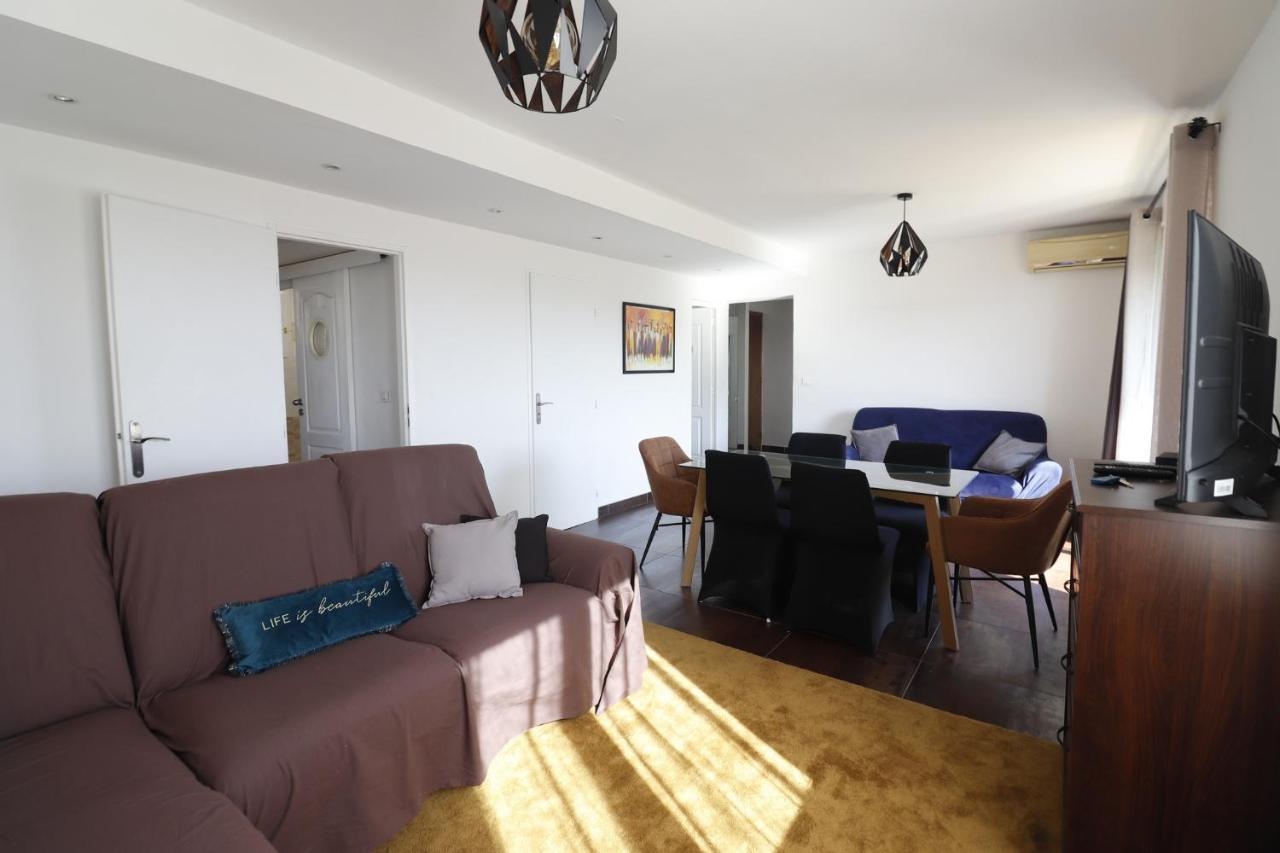 Appartement Lumineux, Proche Du Centre Ville, Parking Prive Montpellier Exteriör bild